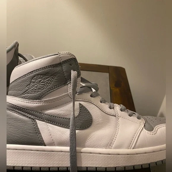 Air Jordan 1 Retro High OG Stealth - Picture 3 of 6